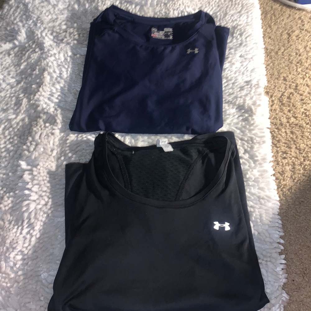 Sold as a set Under Armour Athletic shirt sleeve and long sleeve shirts S/M